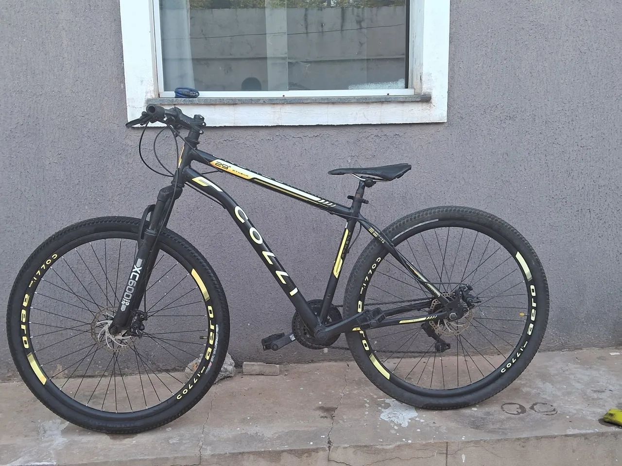Bicicleta Colli XC600 - 29