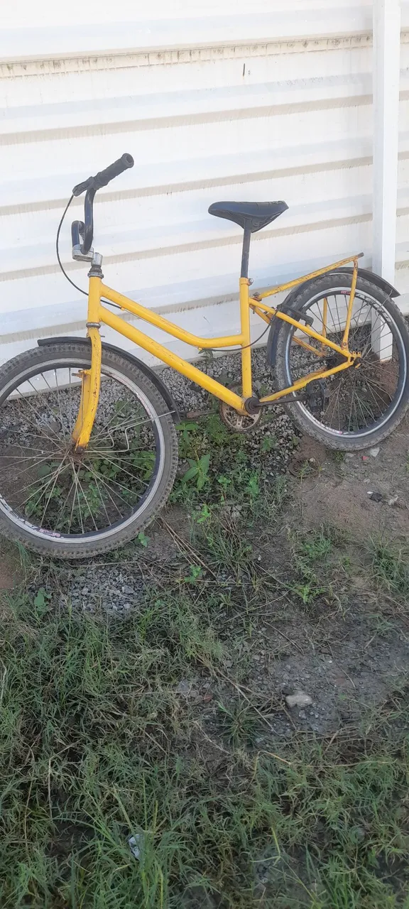 Bicicleta Amarela