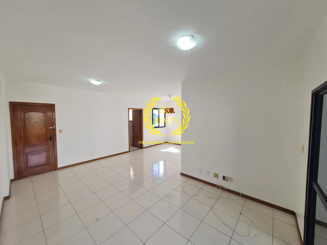 Apartamento Vieralves aluguel tem 145 metros quadrados com 3 quartos em Adrianópolis - Man