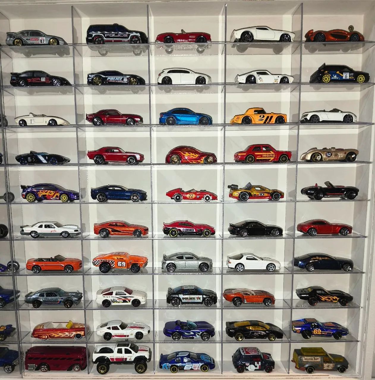 Coleção Hot Wheels - VALOR UNITÁRIO - LEIA O ANÚNCIO  - Foto 3