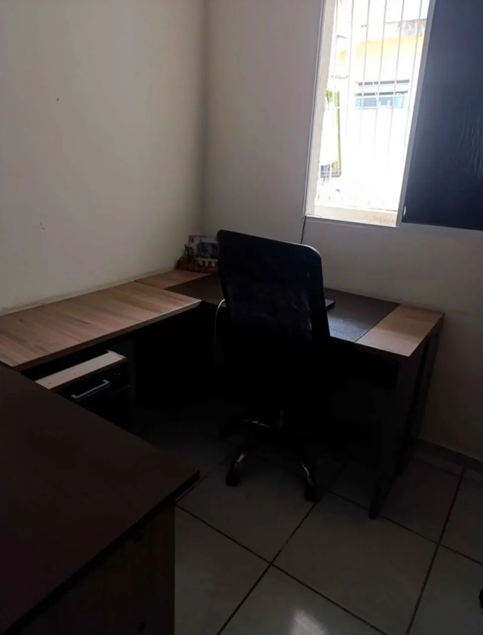 Desk, Table64840834190338120