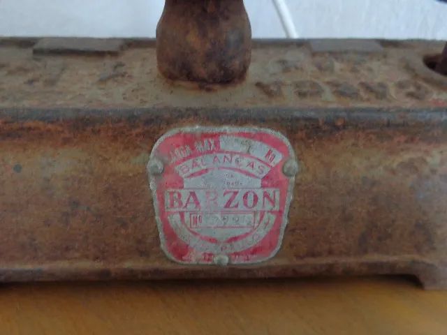 balança antiga em ferro fundido 1 kilo barzon - Foto 6