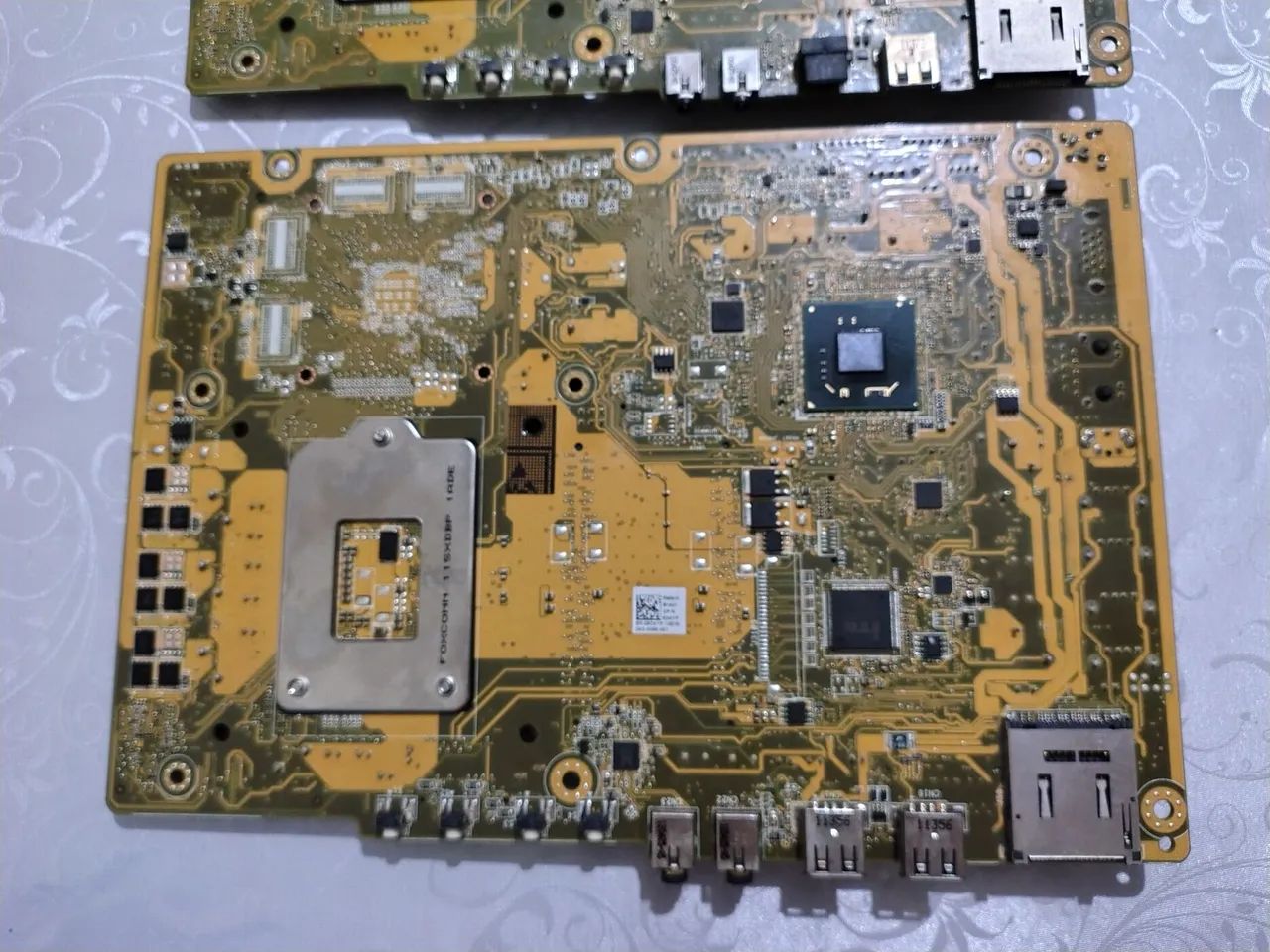 02 Placa mãe Dell Inspiron One 2320. - Foto 2