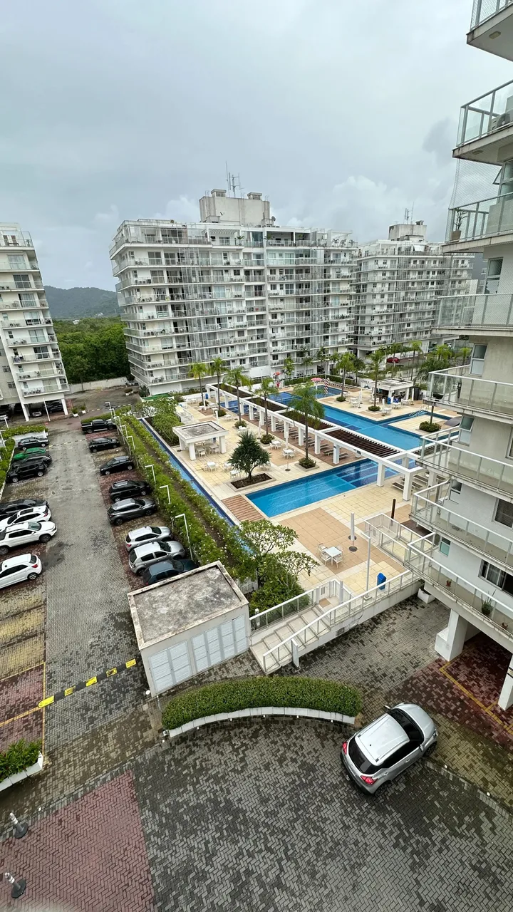Apartamento para aluguel tem 94 metros quadrados com 1 quartos e dia suite em condomínio f
