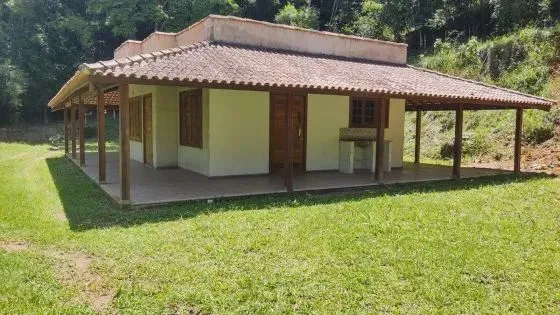 Excelente propriedade com casa muito boa em Conceição de Macabu com 33 mil m2