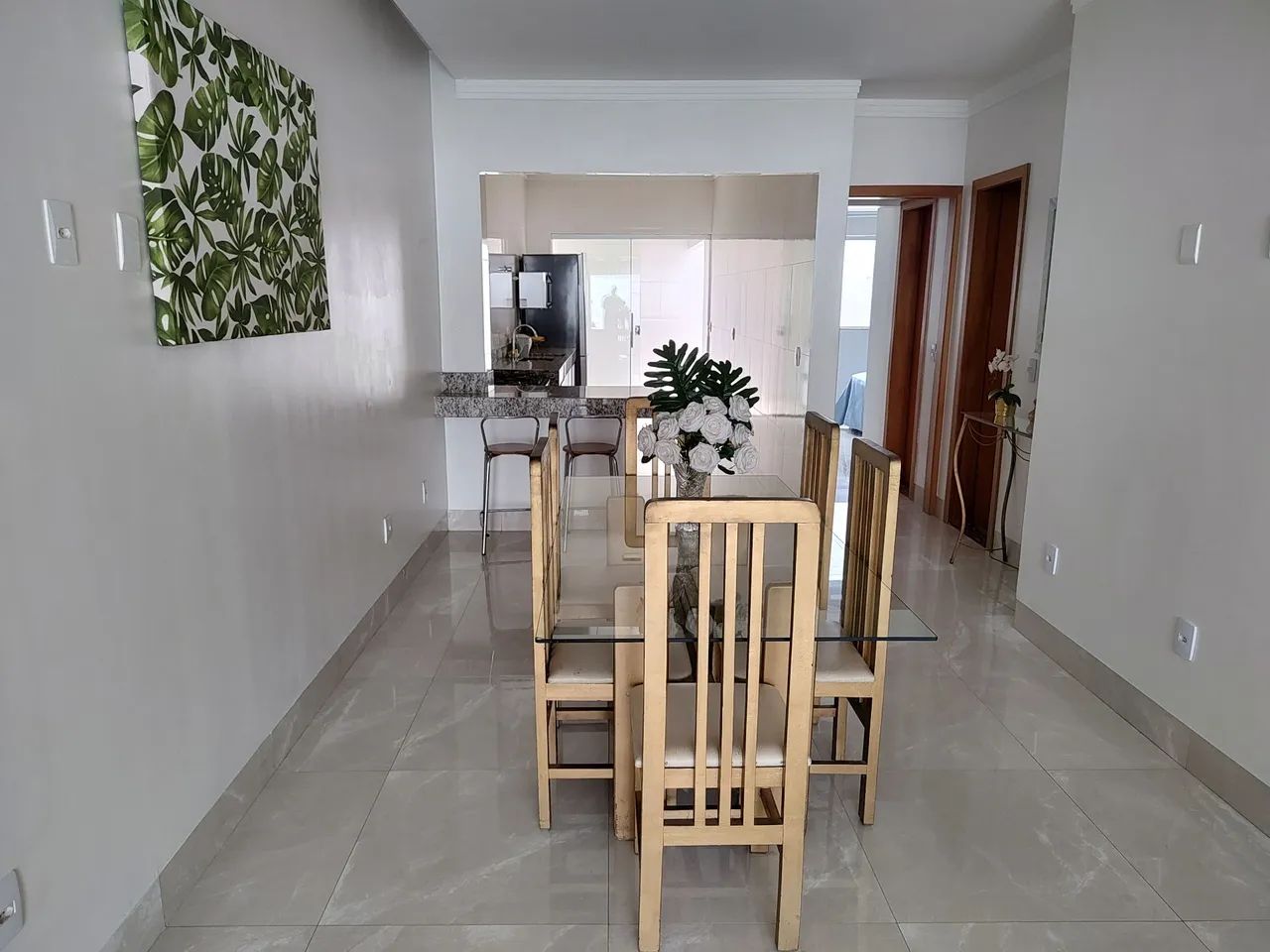 Casa 3/4 com 2 Suítes - Piscina! - Foto 4