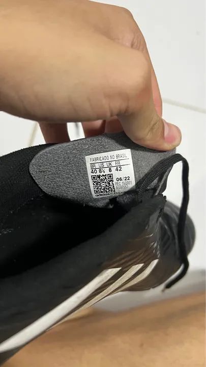 Chuteira Adidas Preto - Tamanho 40 - Foto 3