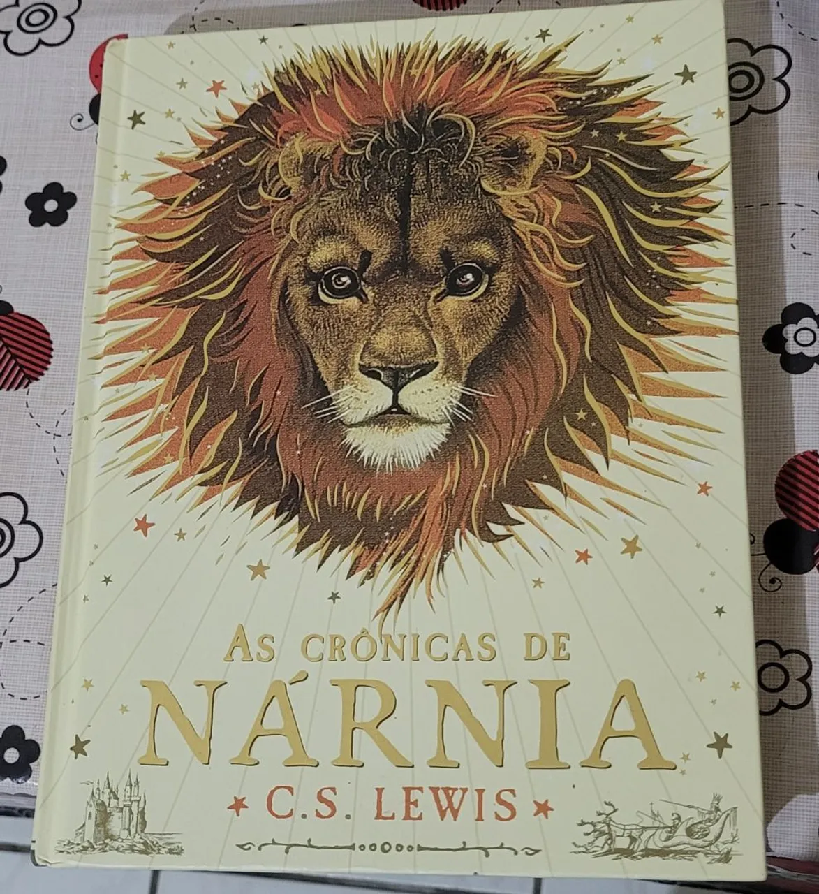Livro As Crônicas de Nárnia 