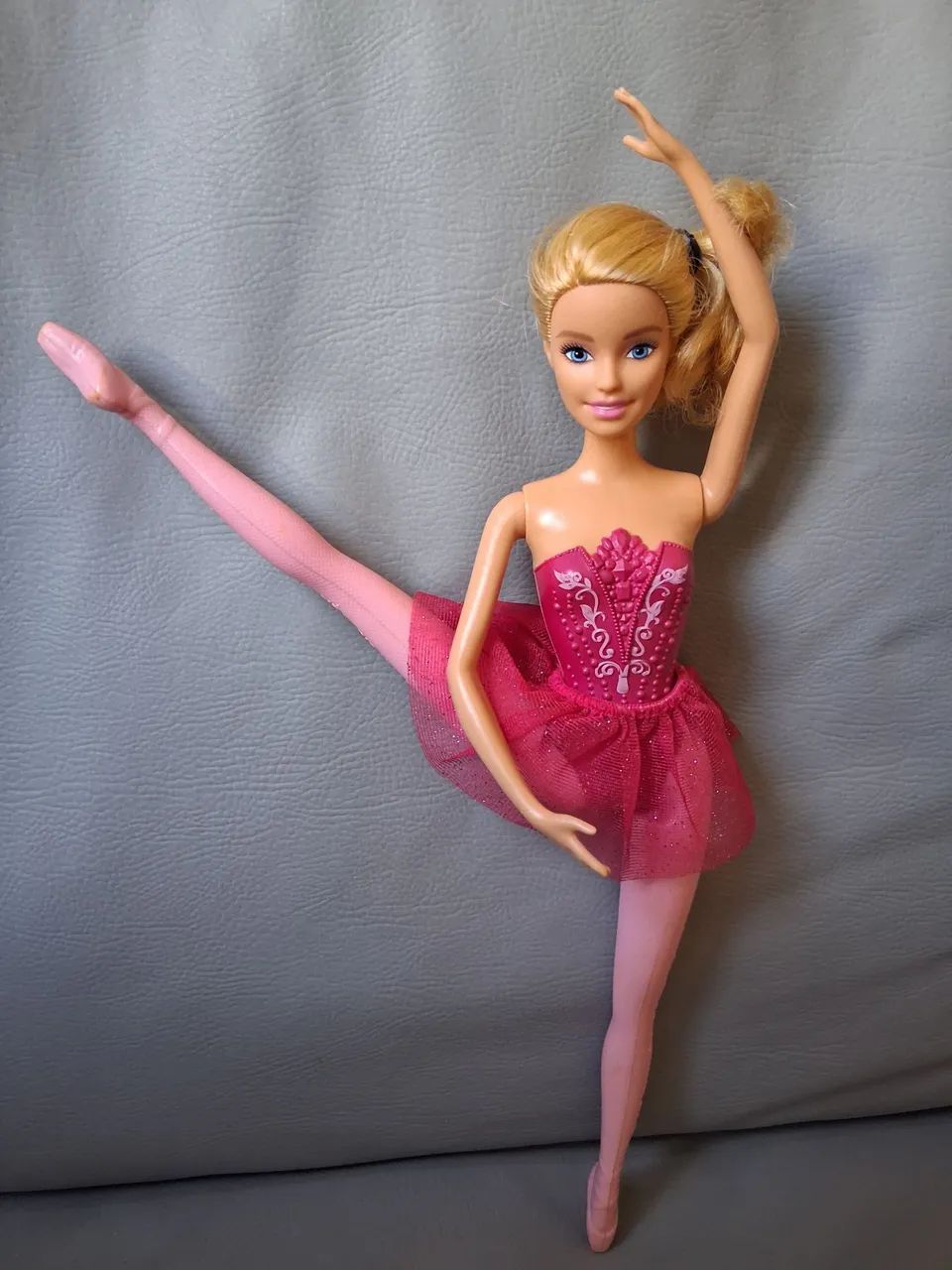 Boneca Bailarina Barbie Rosa