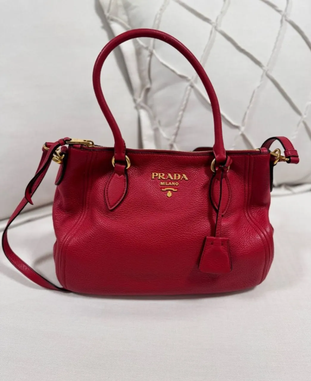 Bolsa Prada Vermelha de Couro original comprada na Inglaterra de RS 5000 por RS 3800