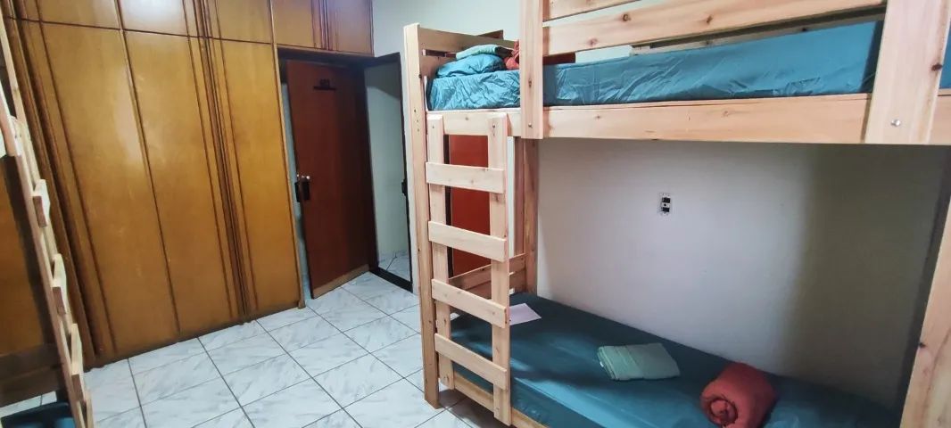 Alojamentos para até  100 pessoas em Uberlandia, Bairro Santa Mônica.