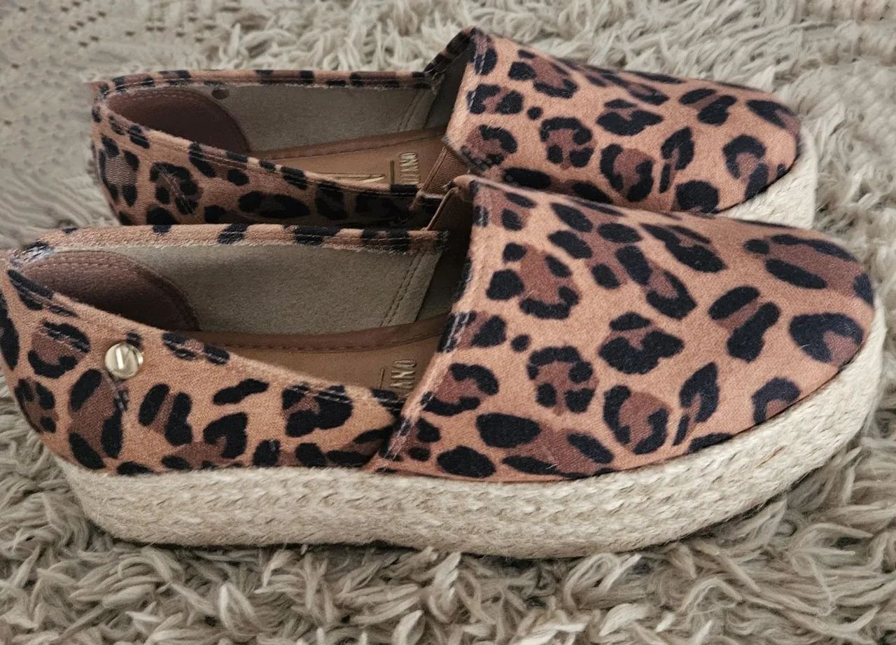 Vendo sapato marca Vizzano estampa animal print 36/37 - Foto 3