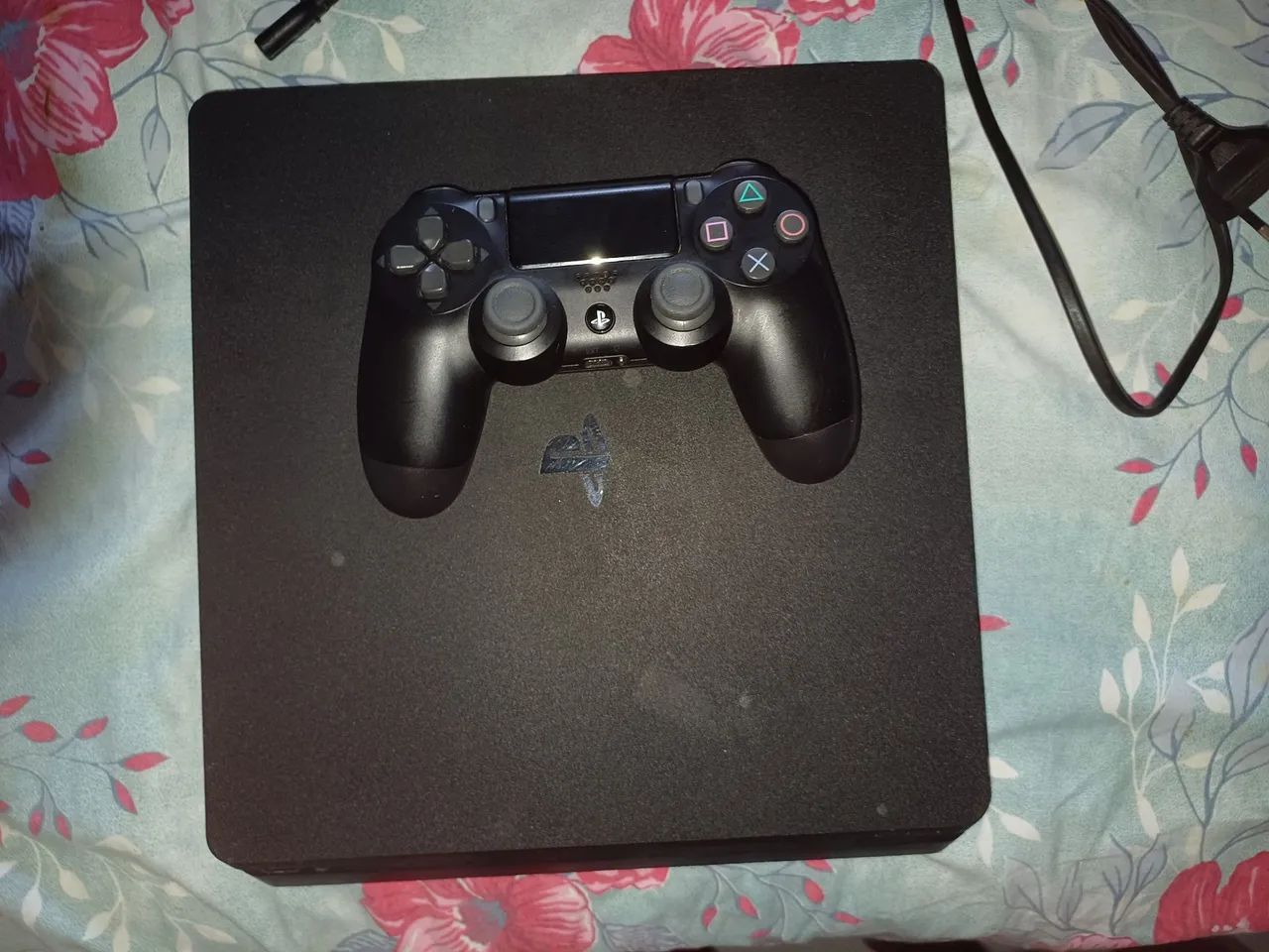 Ps4 slim 1 tera - Foto 3