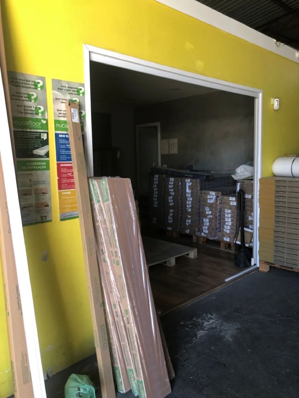 Piso Vinílico e Piso Laminado - Foto 4