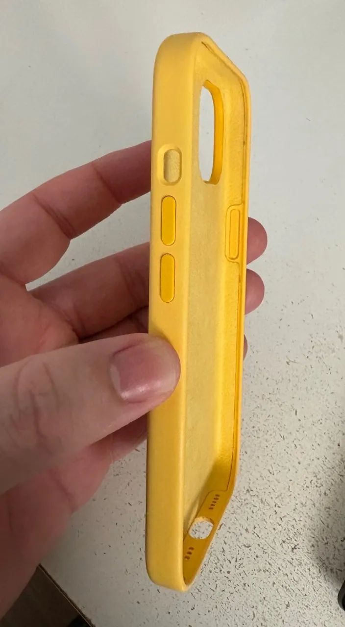 Apple Capa de silicone com MagSafe para iPhone 15 - Solar ? - Foto 5