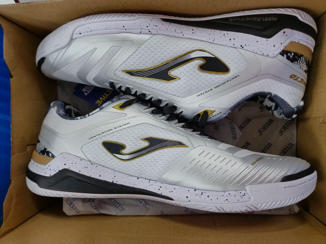 Tênis Joma 41