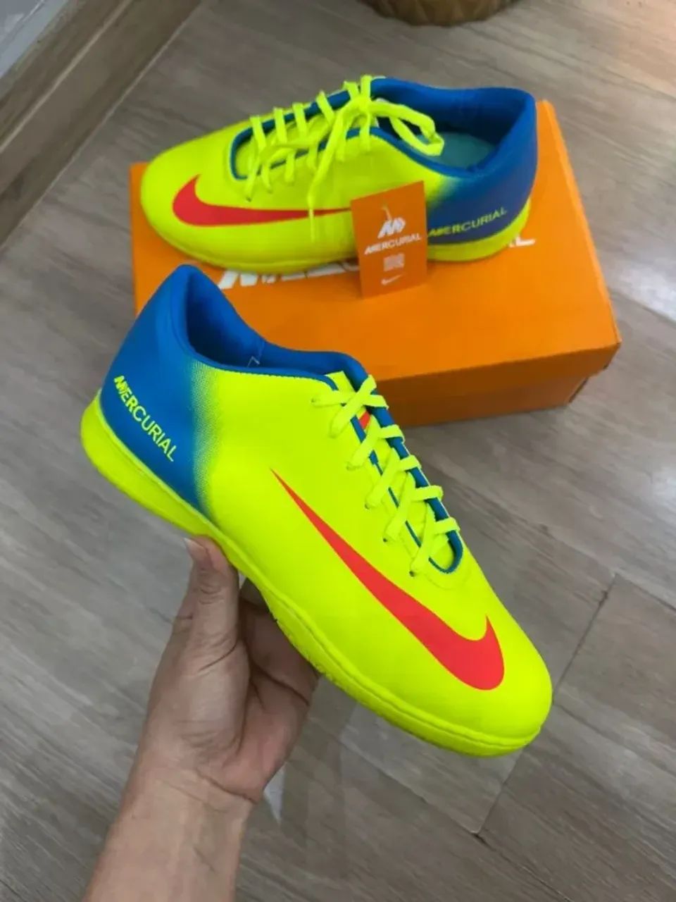 Chuteira Nike Mercurial Futsal