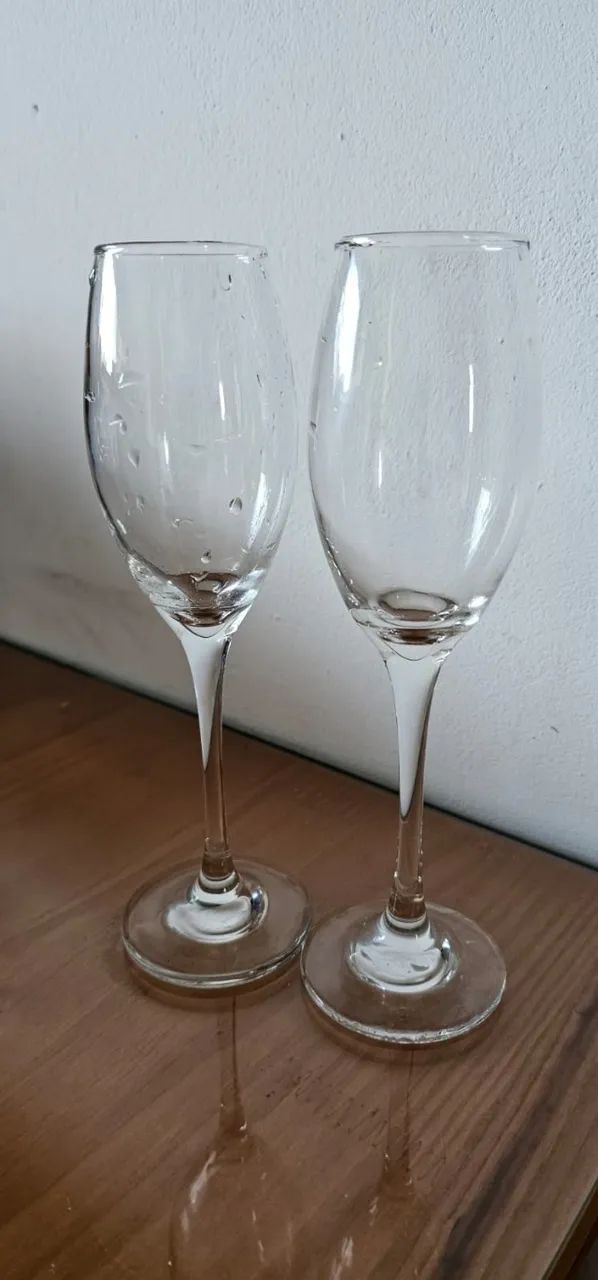 2 taças de espumante - Foto 3