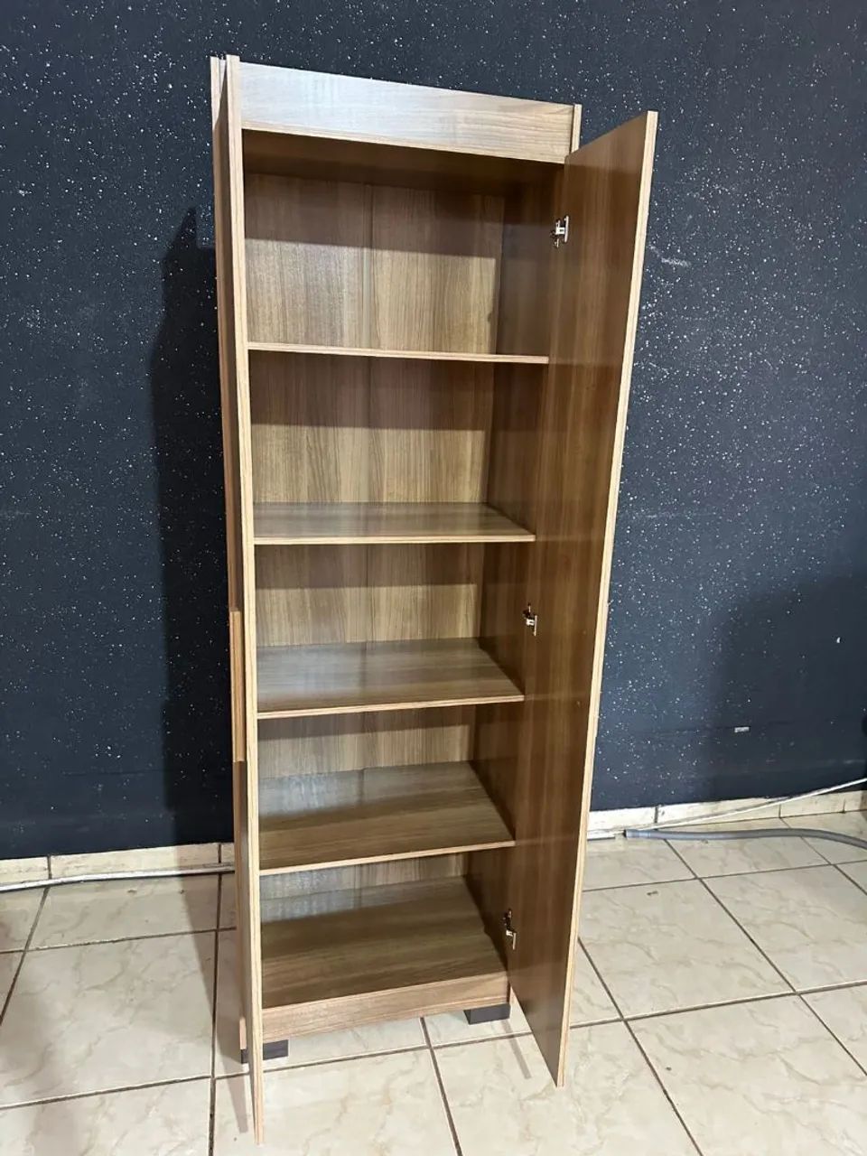 Multiuso novo com pés entrego queima de estoque 