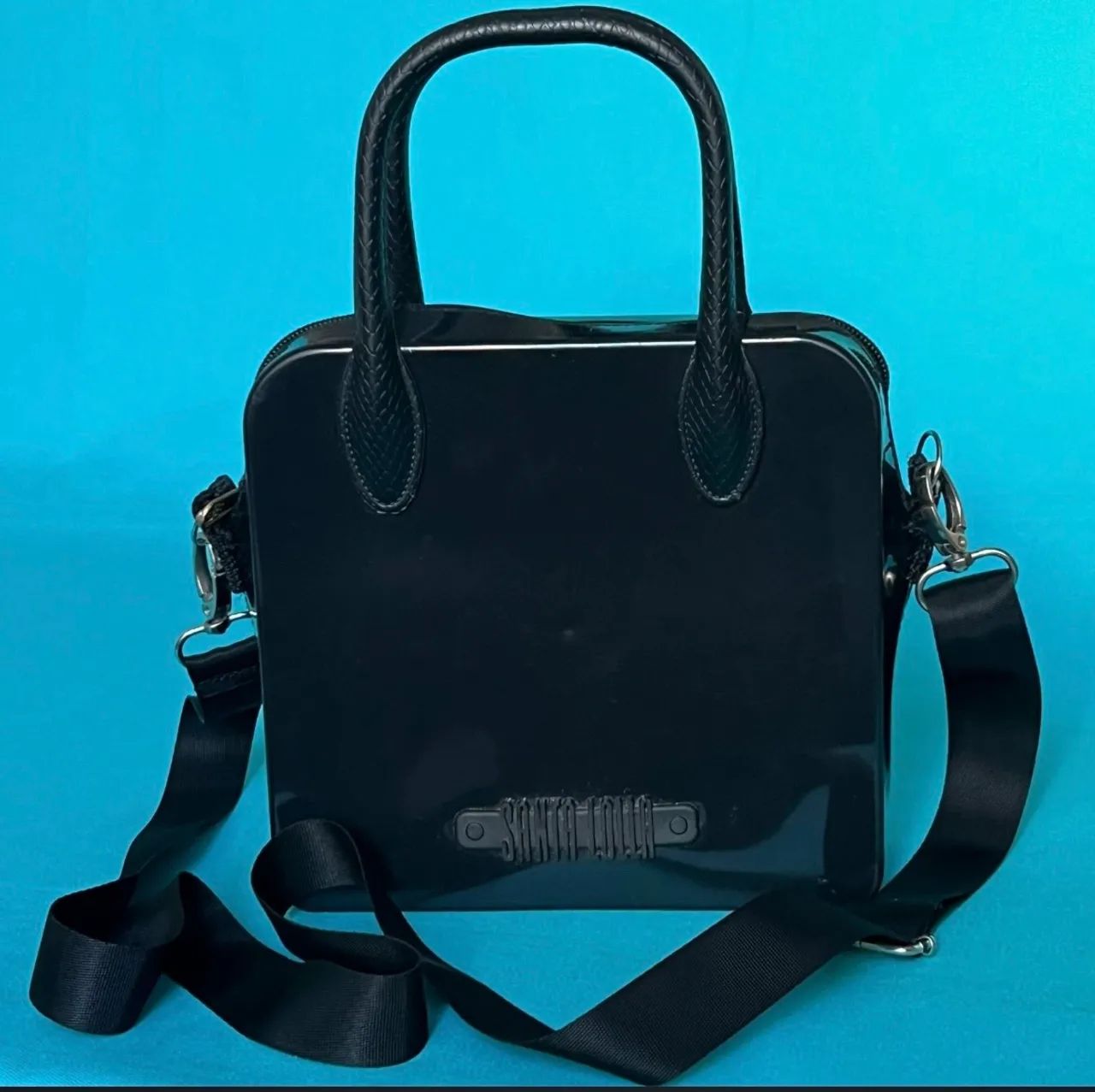 Bolsa Santa Lola Transversal Preta - Foto 2