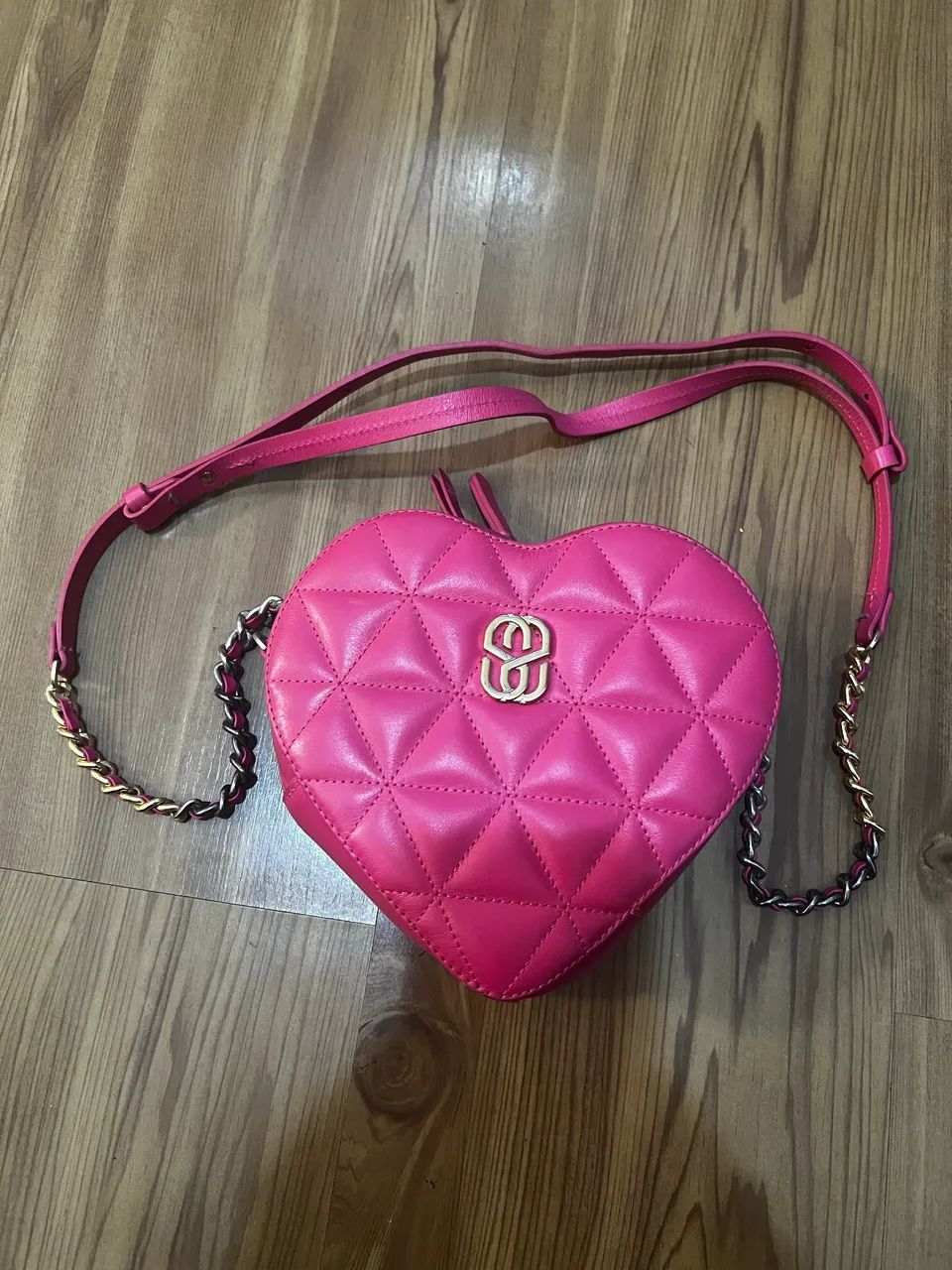 Bolsa Schutz Love Coração - Couro Rosa (Super Nova) - Foto 4
