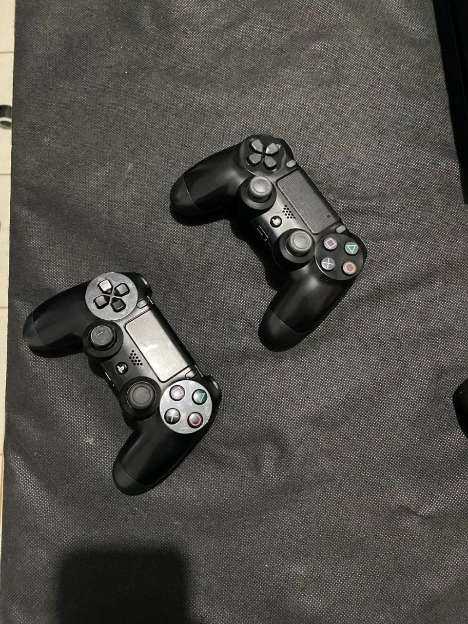 Playstation 4 500GB - 2 Controles - Novo - Foto 5