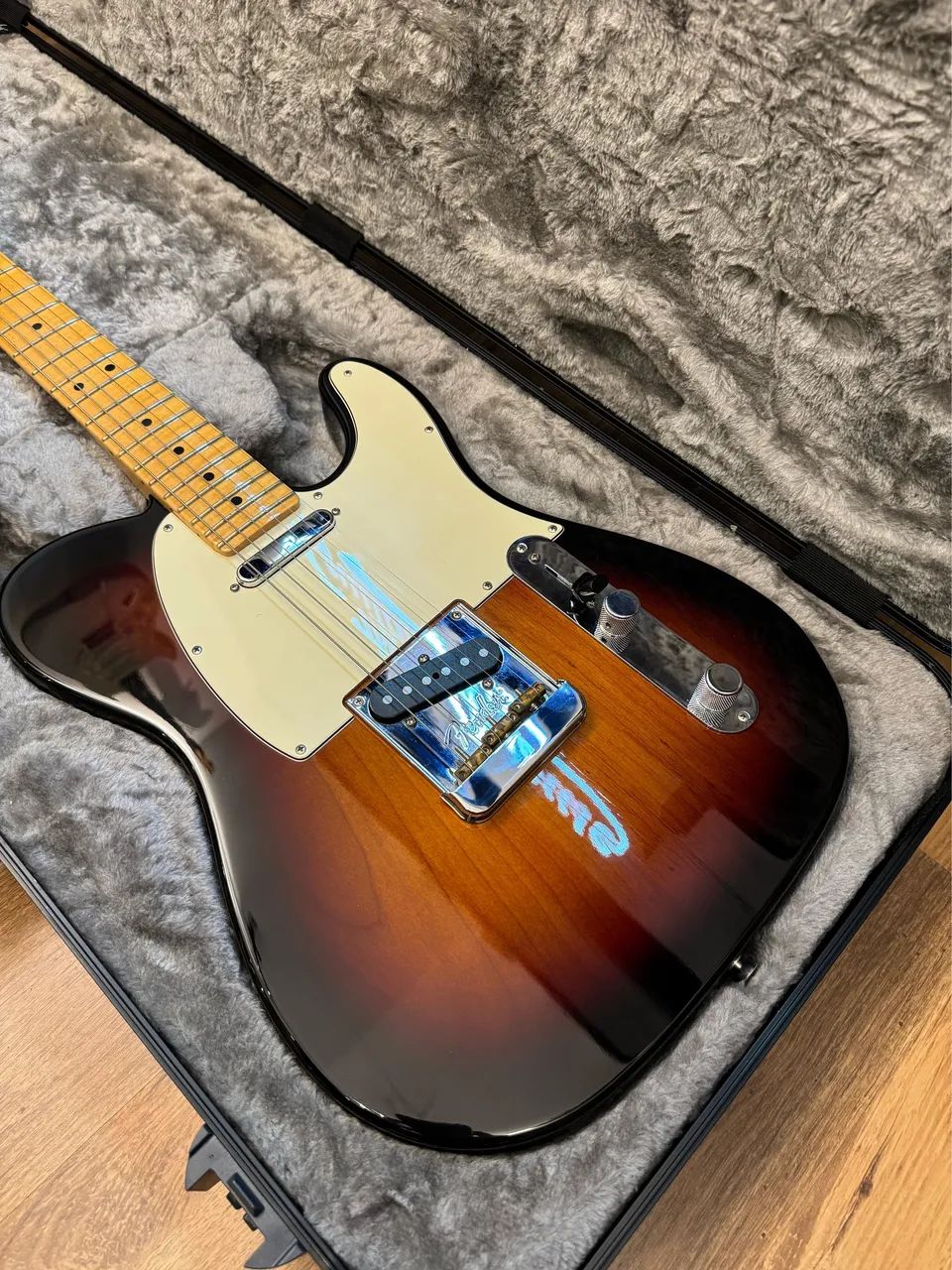 Fender American Professional - Instrumentos musicais - Itália, São