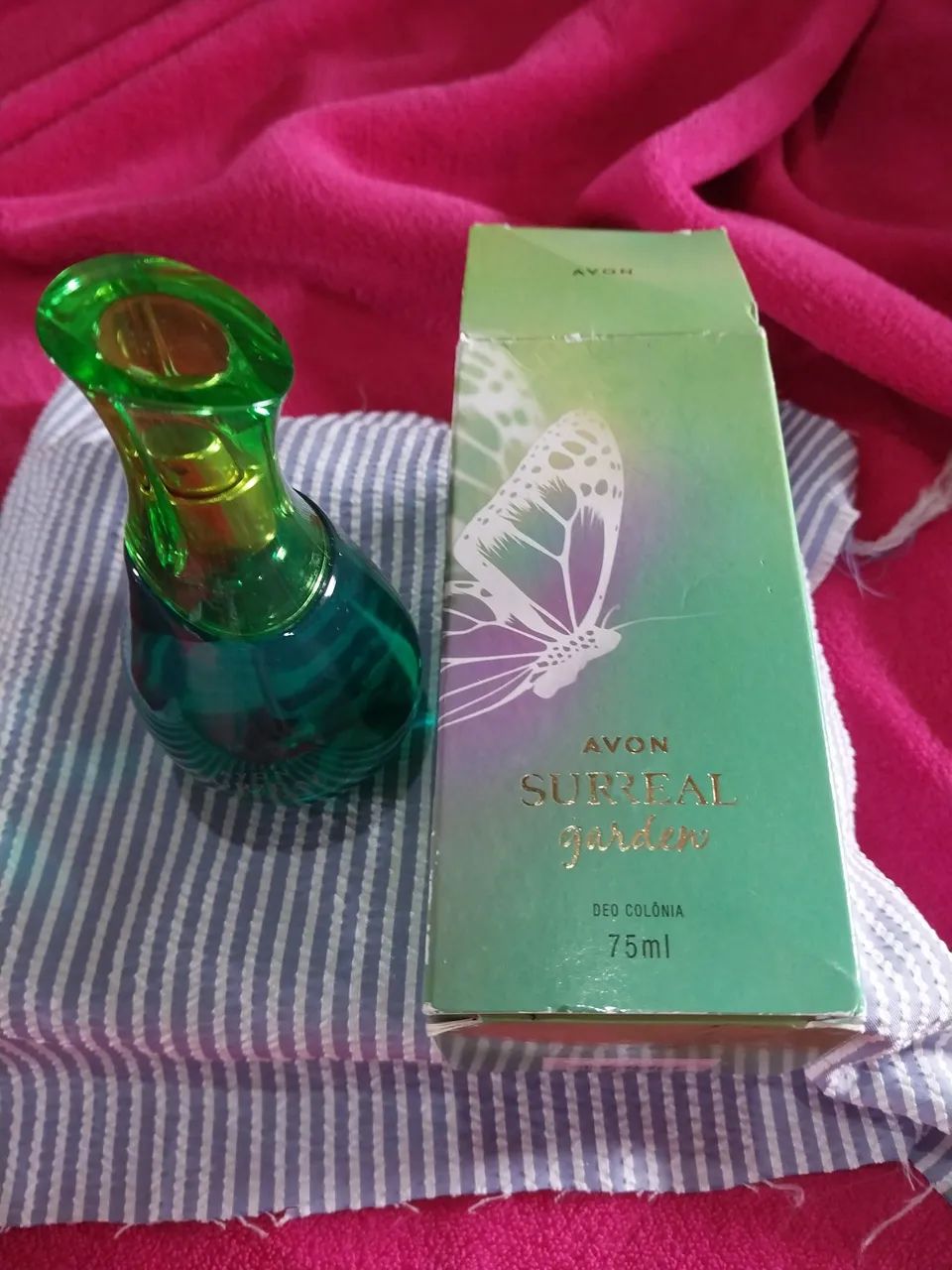 Perfume avon surreal Garden de 75 ml 64299094844546120