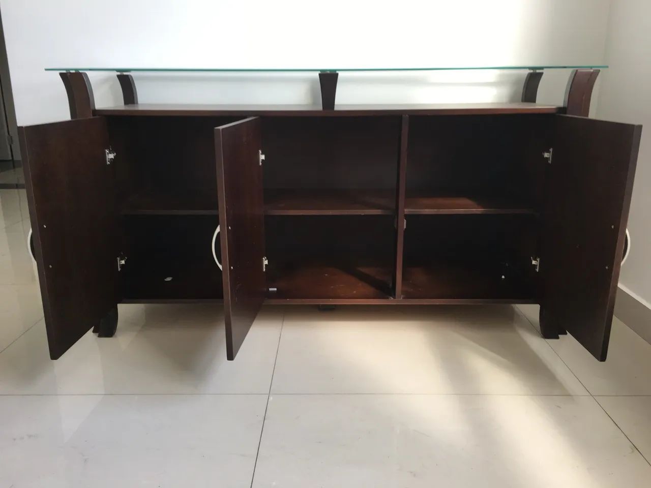 Mesa e armário  - Foto 2