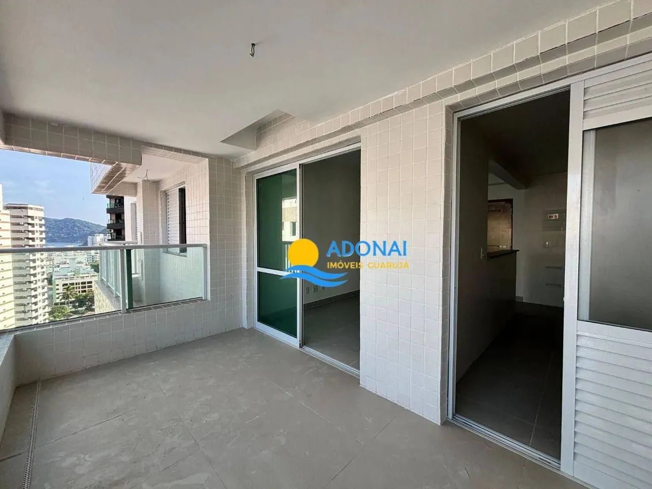 Apartamento com 2 dormitórios à venda, 74 m² por R$ 800.000,00 - Jardim Astúrias - Guarujá