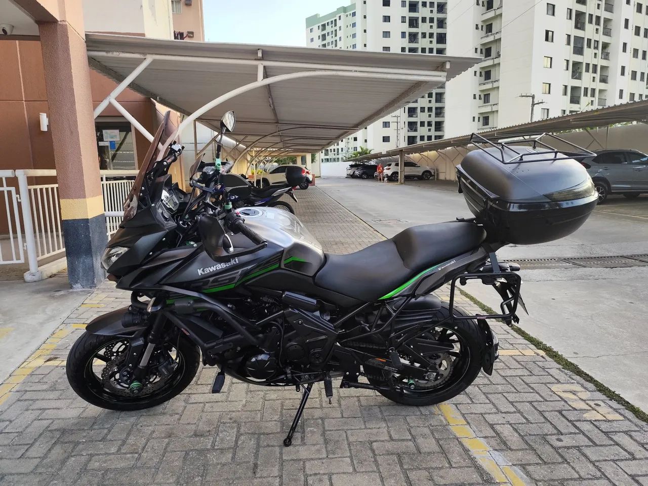 Vendo ou troco Versys 650 TOURER 2020 - Foto 4