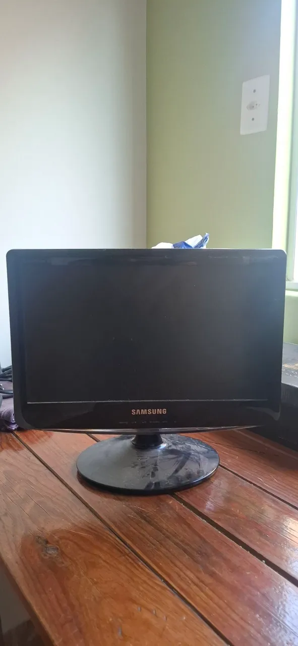 Monitor Samsung b1630