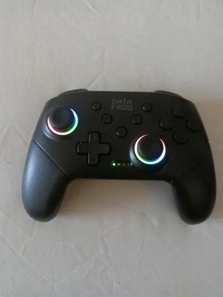 Controle para Nintendo Switch e PC com luzes RGB - Foto 5