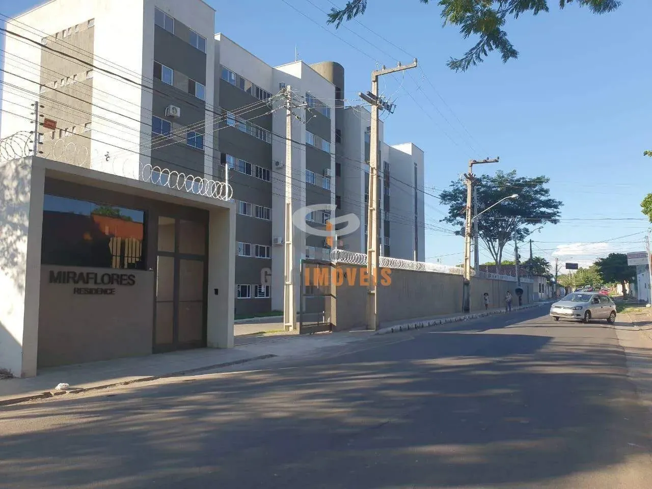 APARTAMENTO NO CONDOMÍNIO MIRAFLORES