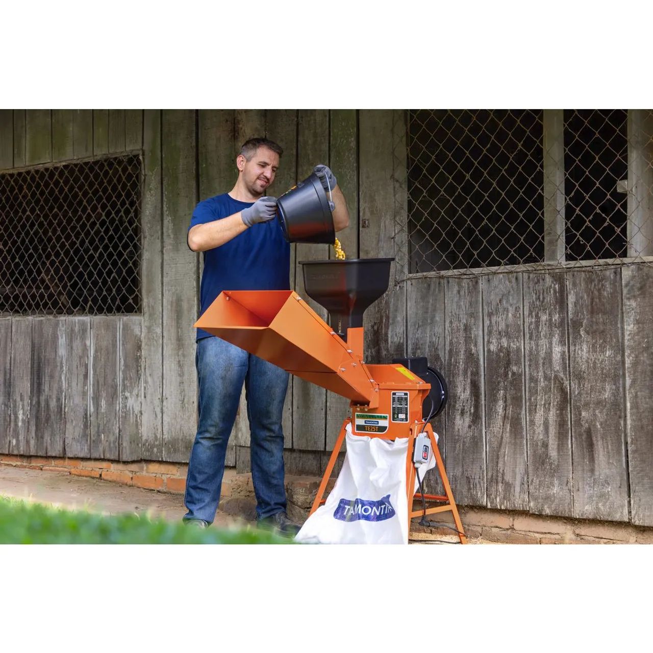 Triturador Elétrico Forrageiro TE25TF 2HP Bivolt - TRAMONTINA - Foto 3