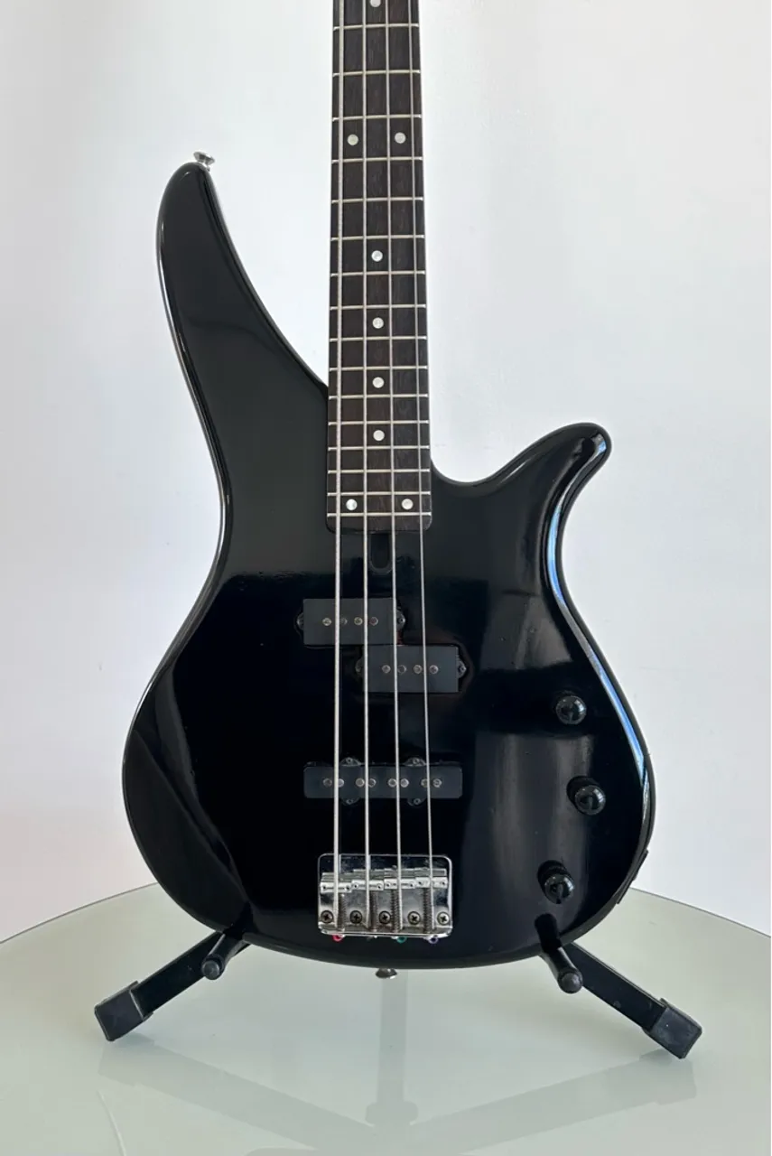 Contra Baixo Yamaha RBX-174