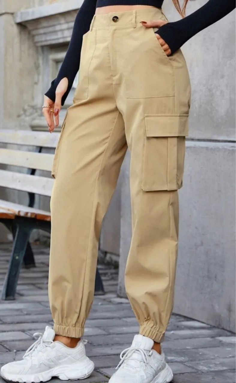 Calça Feminina Cargo cor Caqui - SHEIN PREMIUM  - Foto 2