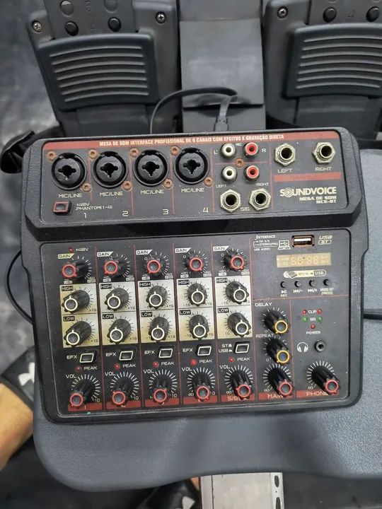 Mesa de Som Soundvoice MCG-BT 6 Canais