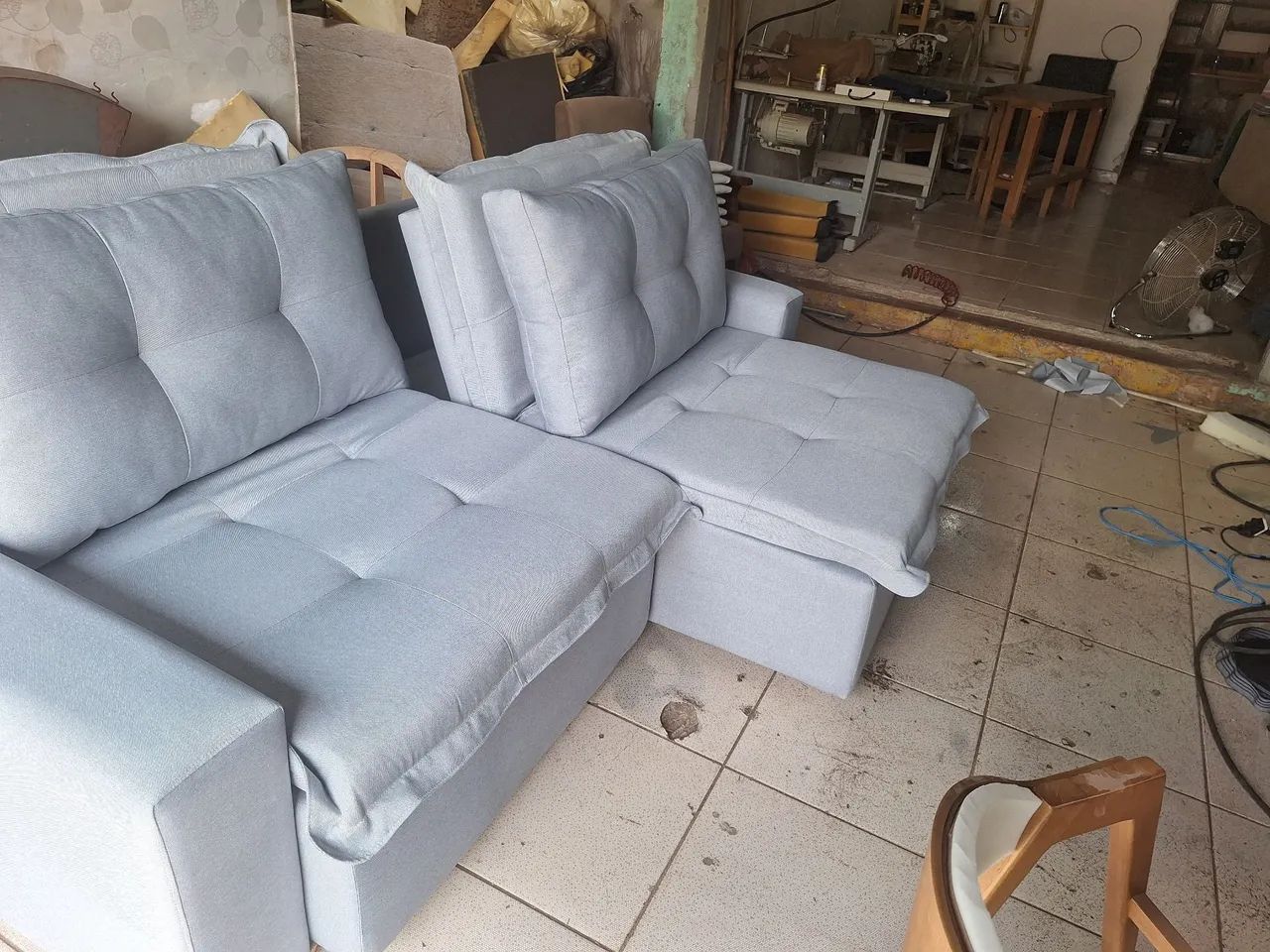 Sofa caixa zero 2metros e 20 todas as cores só por encomenda 