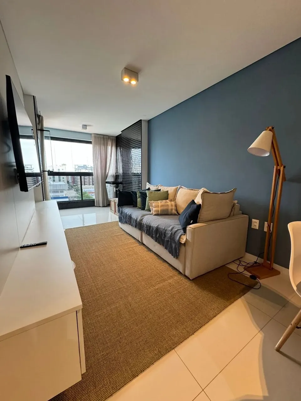 ALUGUEL QUARTO/SALA EDF. SKY CONCEPT