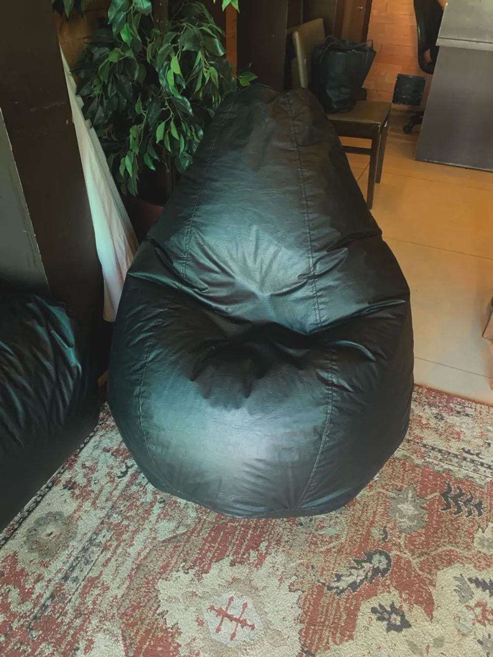 Pear-shaped Puff423932482237900800