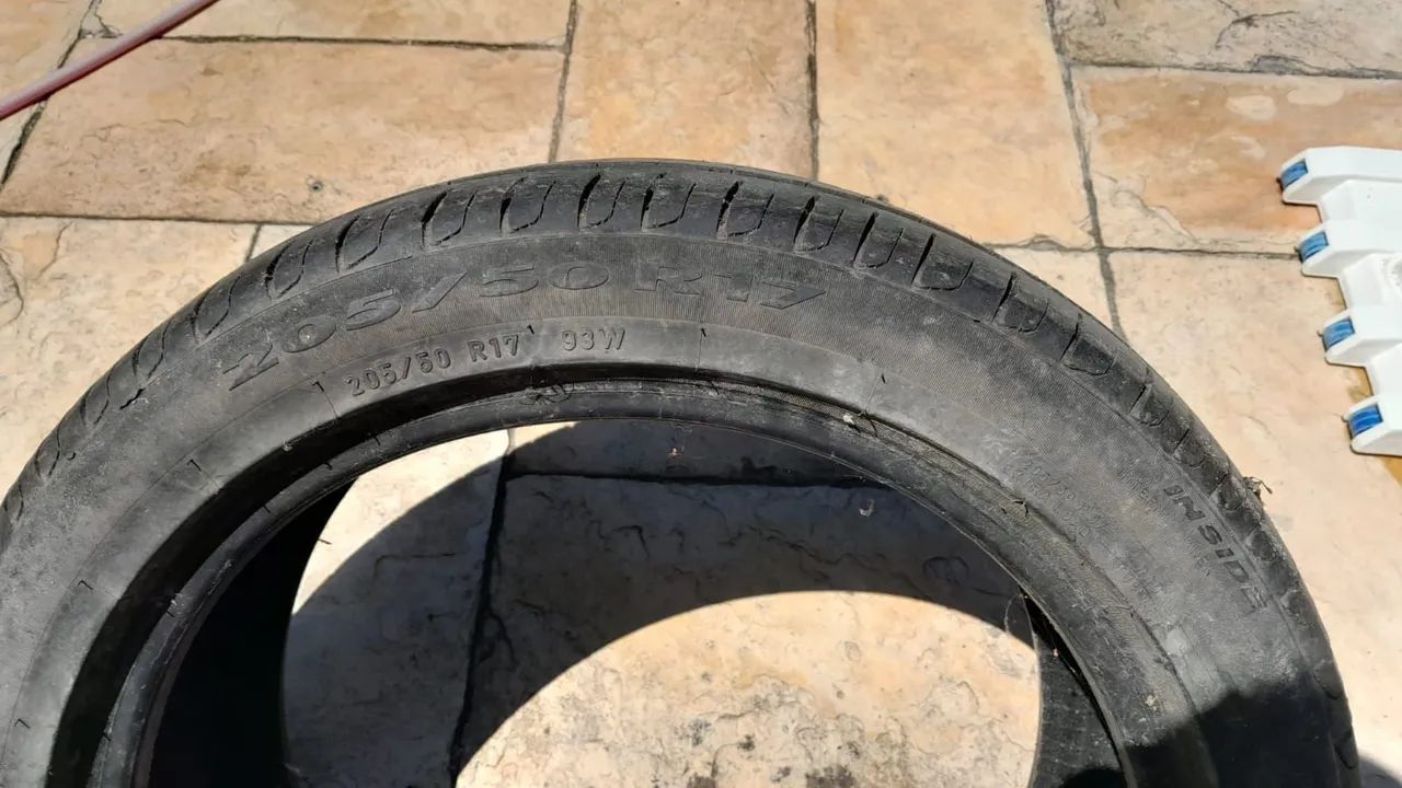 Pneu 200/50 r17  - Foto 2