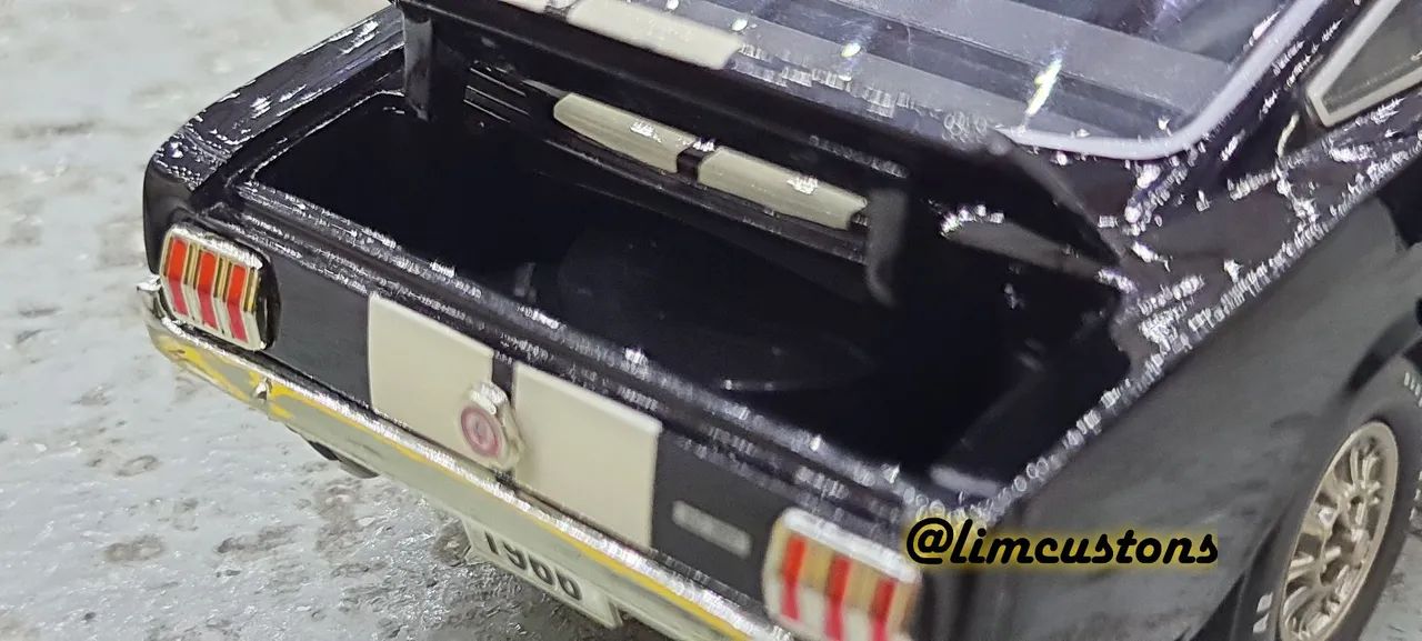 Miniatura 1:24 - Mustang Shelby GT 350 1966 sem caixa - Foto 4