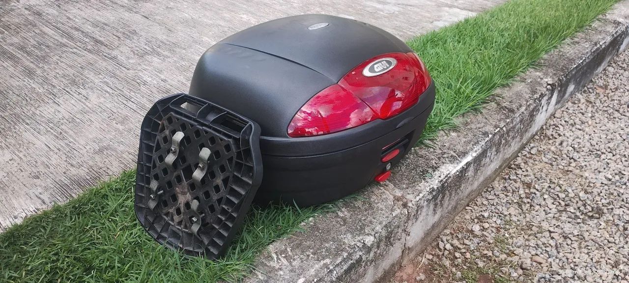  Moto baú  Givi 45 litros  - Foto 4