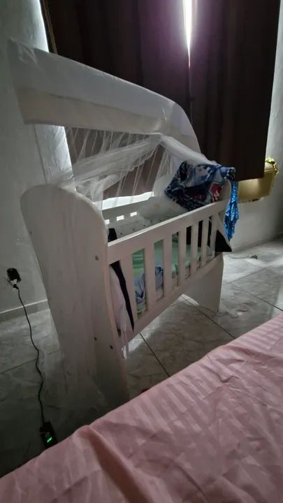 Mini berço com colchão - Foto 2