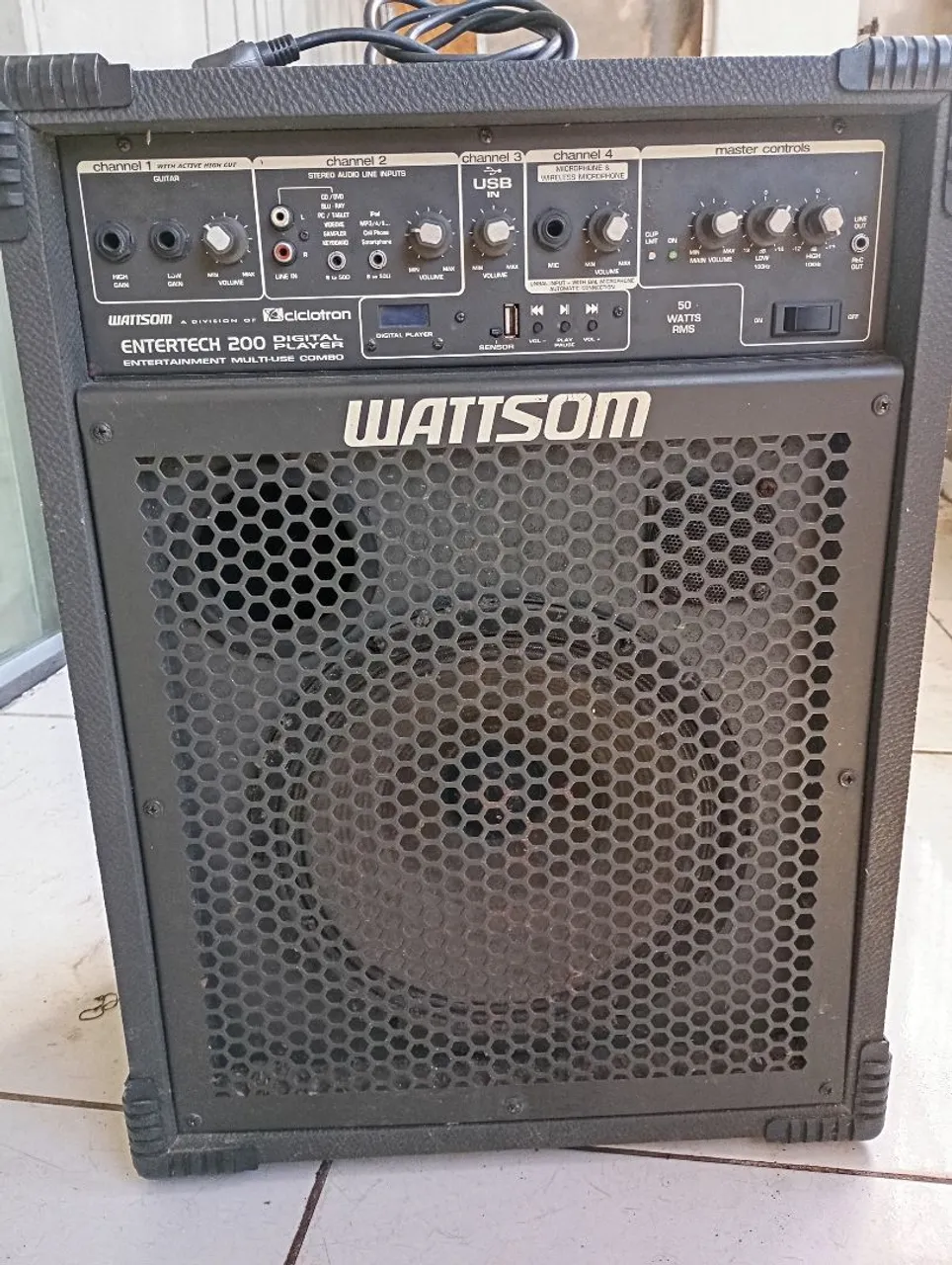 Amplificador Wattsom Entertech 200