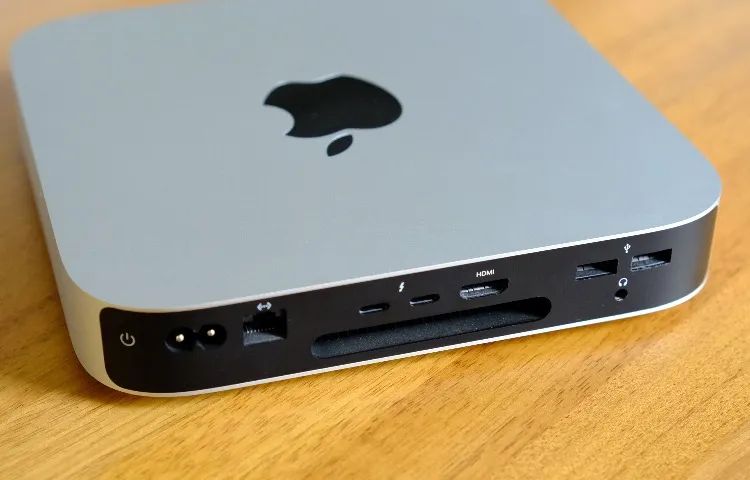Mac Mini M2 8GB 512GB 2023 - Perfeito estado - Computadores e