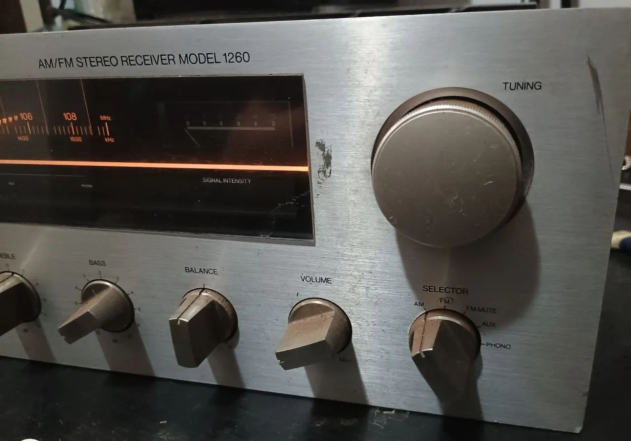 Receiver Gradiente 1260 ( sucata não funciona) - Foto 2