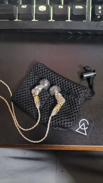 Fone iem Campfire Comet