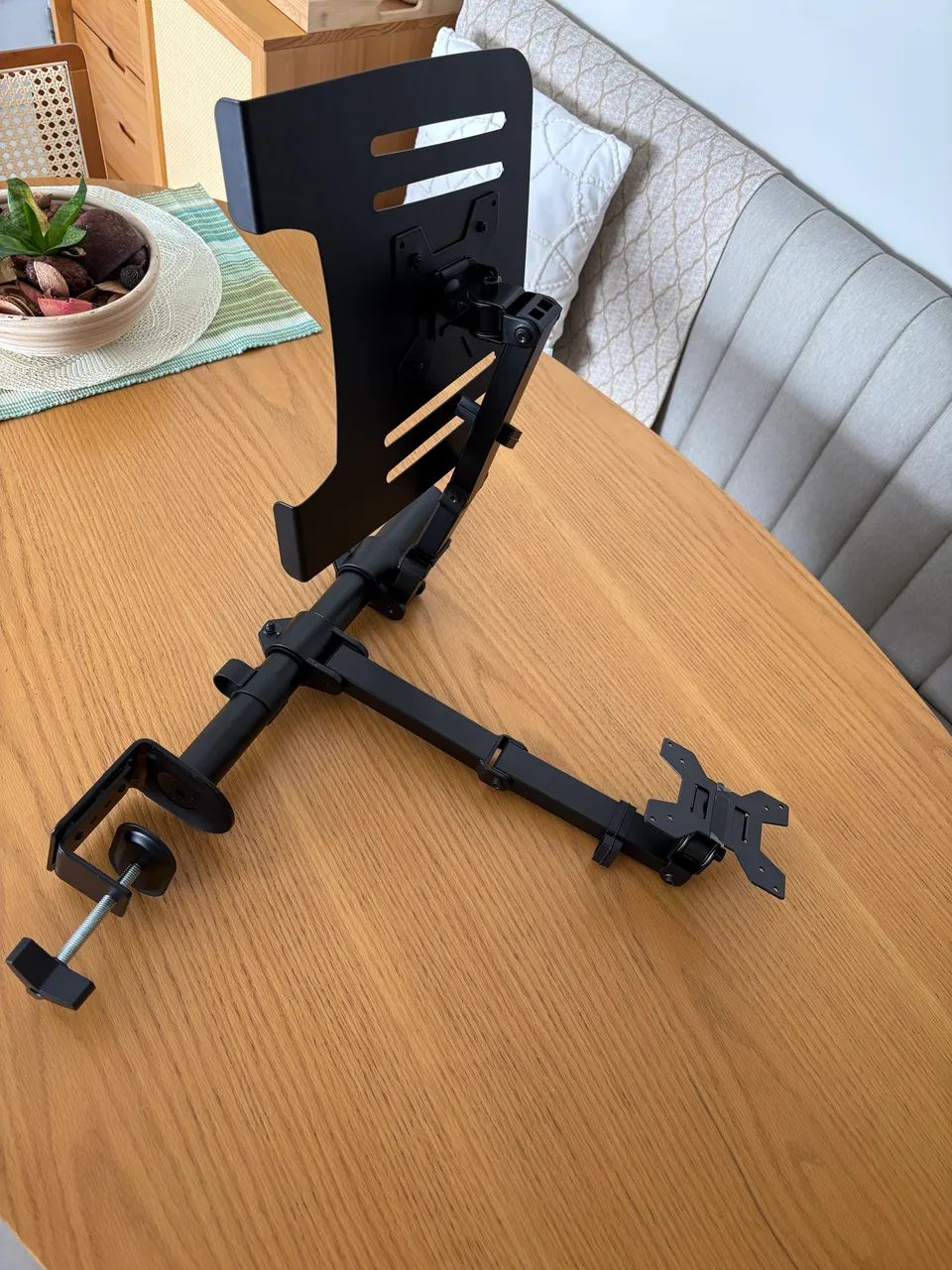 Kit 2 monitores + suporte + 2 teclados + mouse  - Foto 4